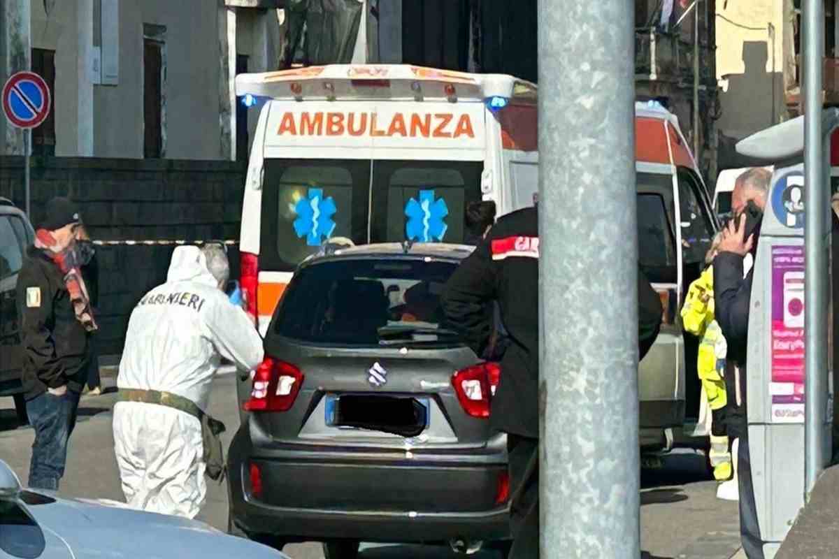 Riposto duplice omicidio suicidio