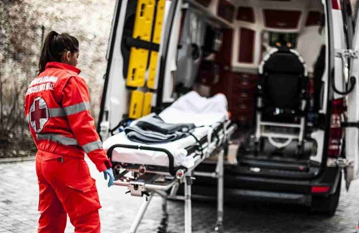 Roma malore stazione morta donna