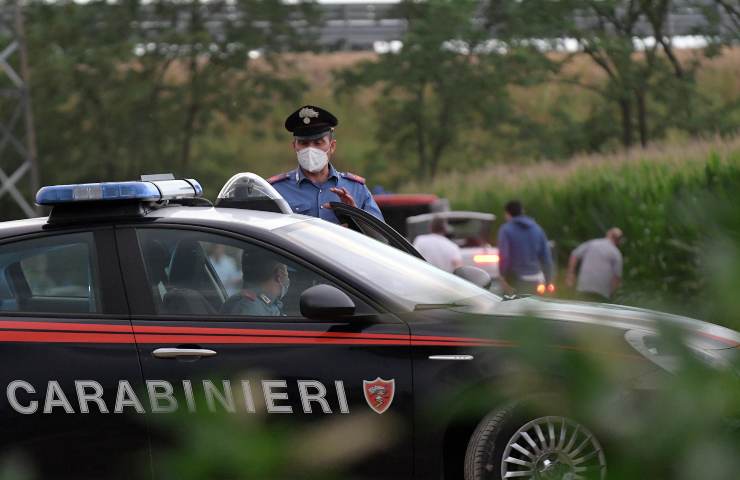 Serranova coppia morta casolare duplice omicidio