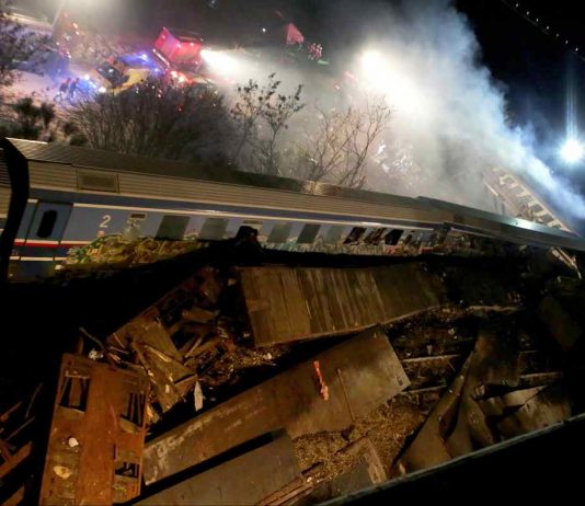 Grecia incidente ferroviario morti feriti