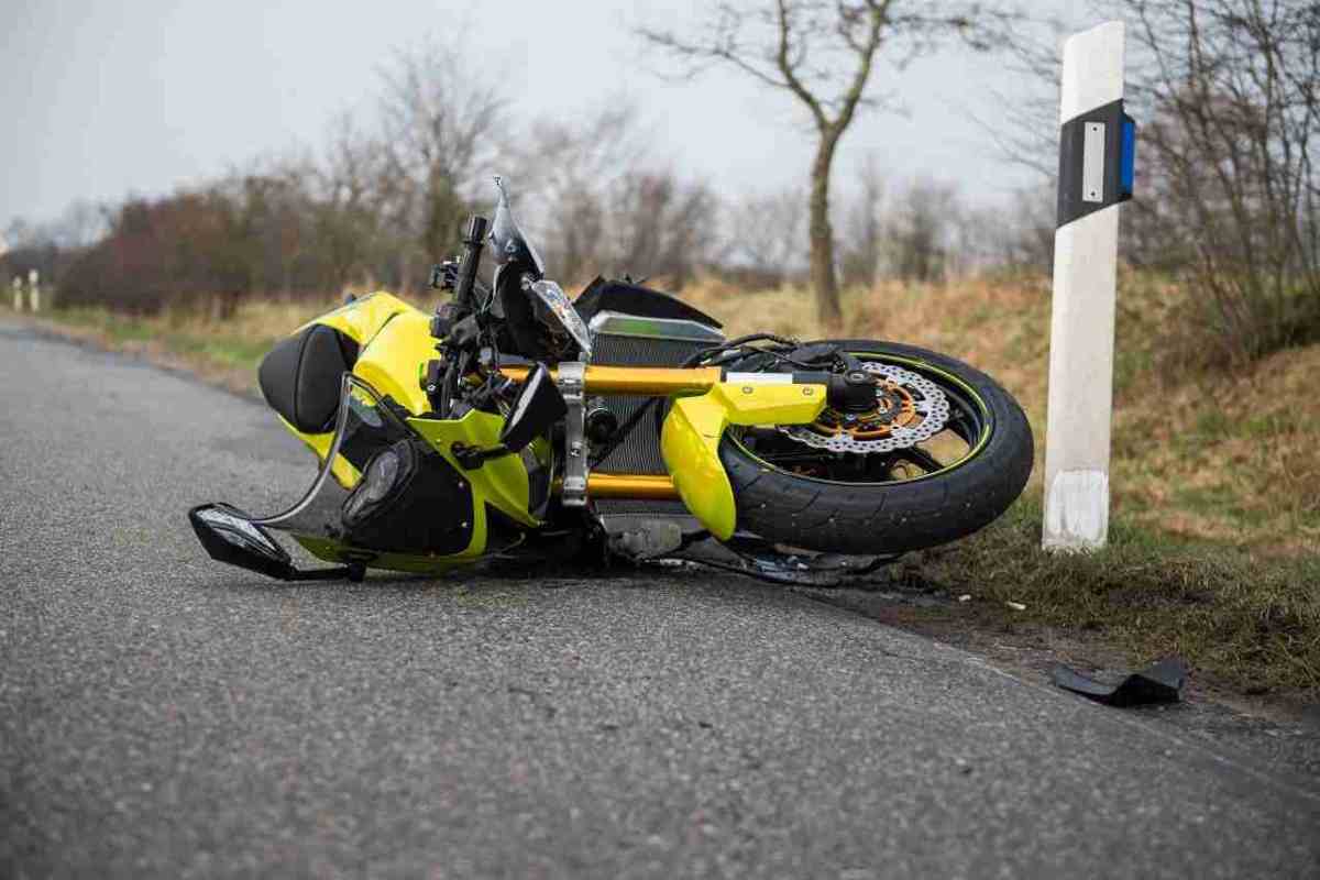 Verona incidente moto morto 62enne