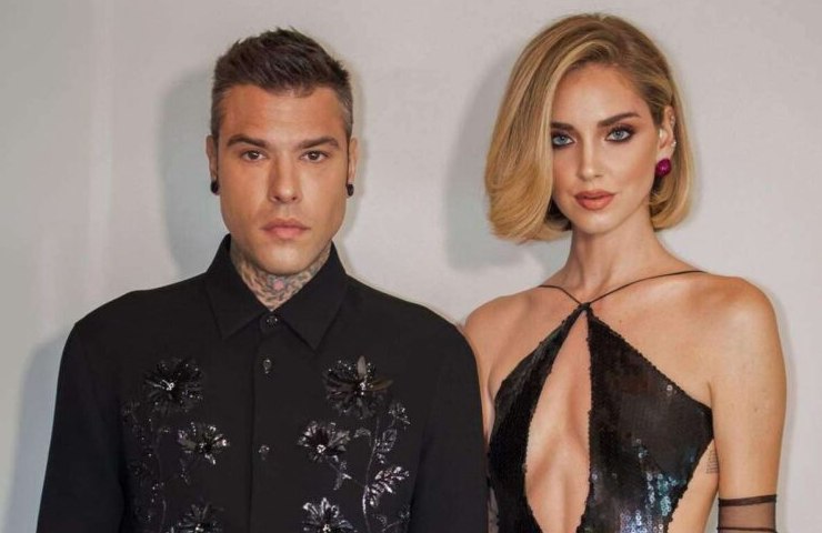 Fedez e Chiara Ferragni in posa